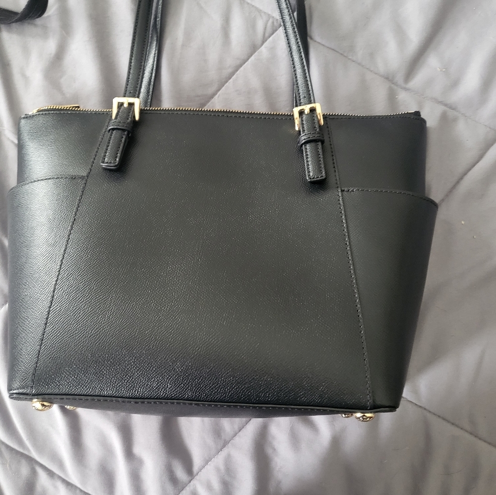 Michael kors tote - Picture 3 of 7